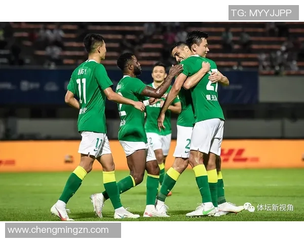 南京篮球队以92分领跑亚运会积分榜展现强劲实力 南京篮球队以92分领跑亚运会积分榜展现强劲实力