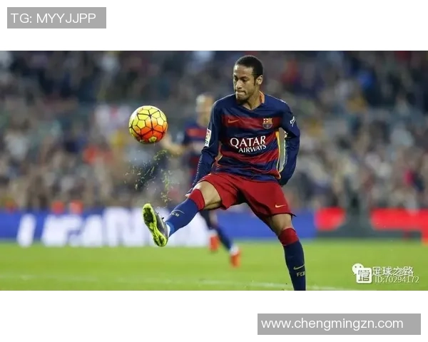 足球明星精彩瞬间踩球特写展示足球魅力与技巧的完美结合 足球明星精彩瞬间踩球特写展示足球魅力与技巧的完美结合